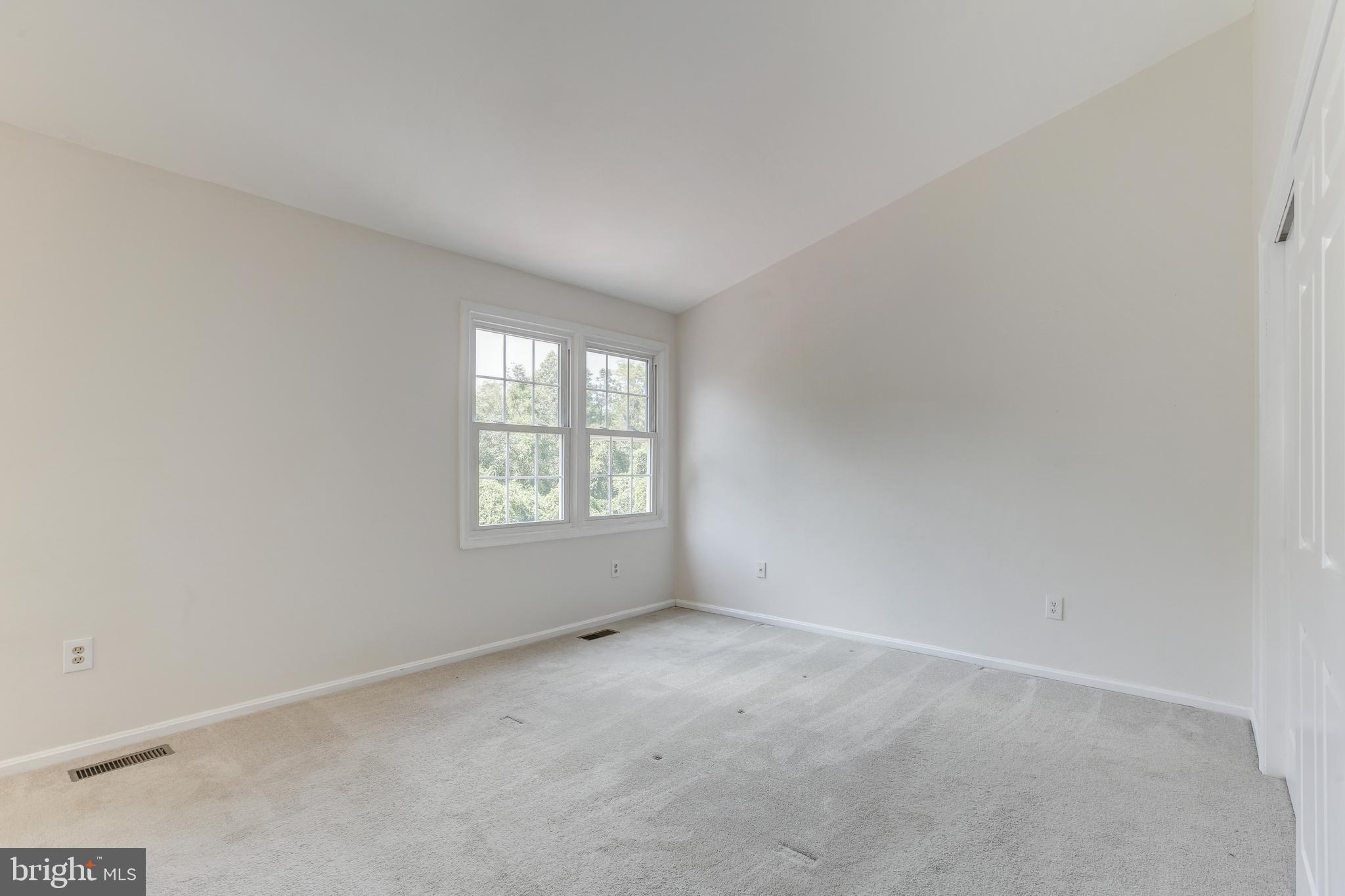 NORBECK MANOR - Residential