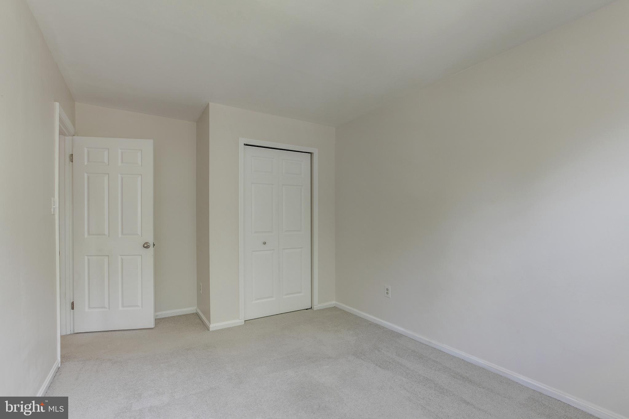 NORBECK MANOR - Residential