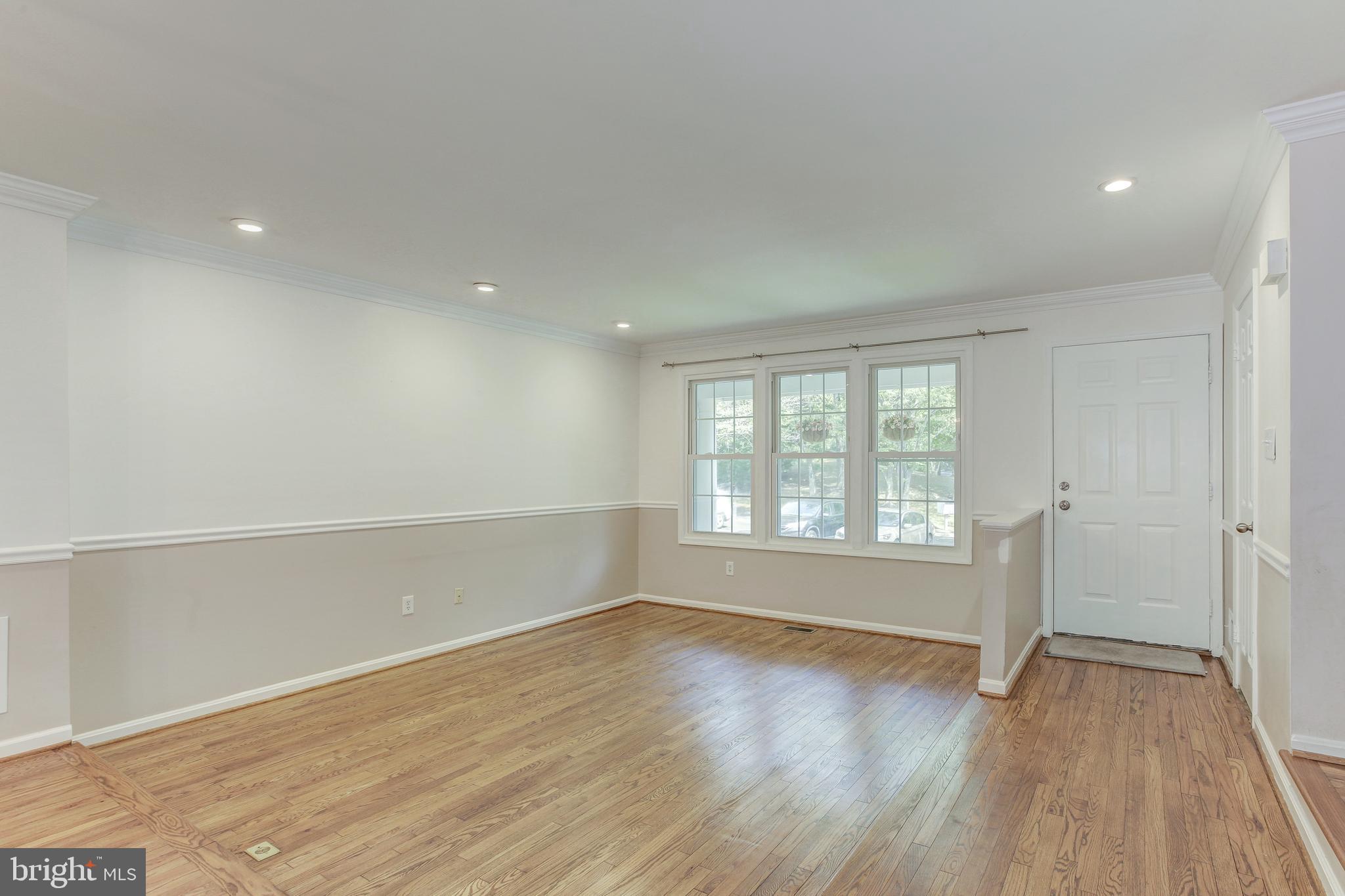 NORBECK MANOR - Residential