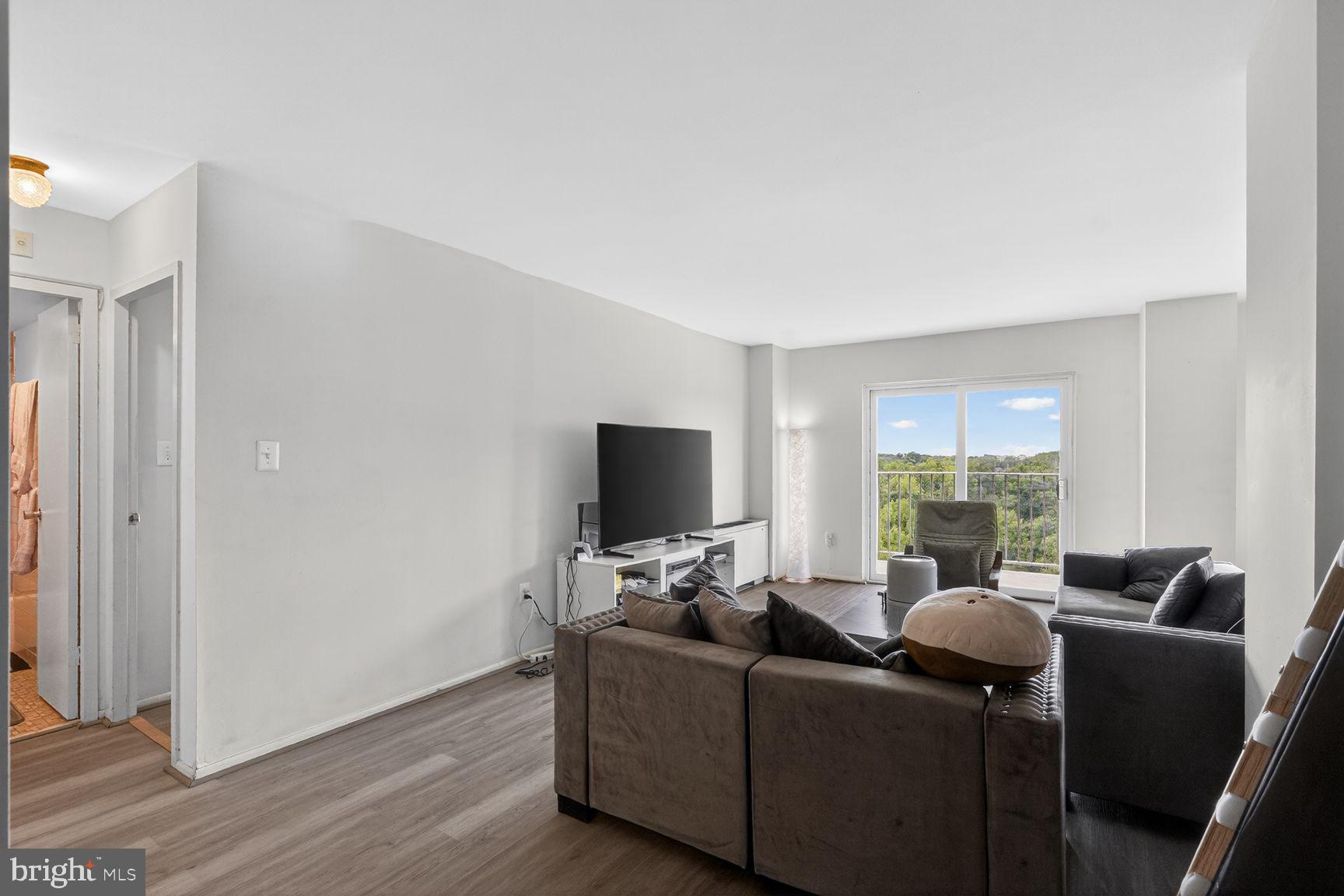 1111 UNIVERSITY BOULEVARD W 909-A