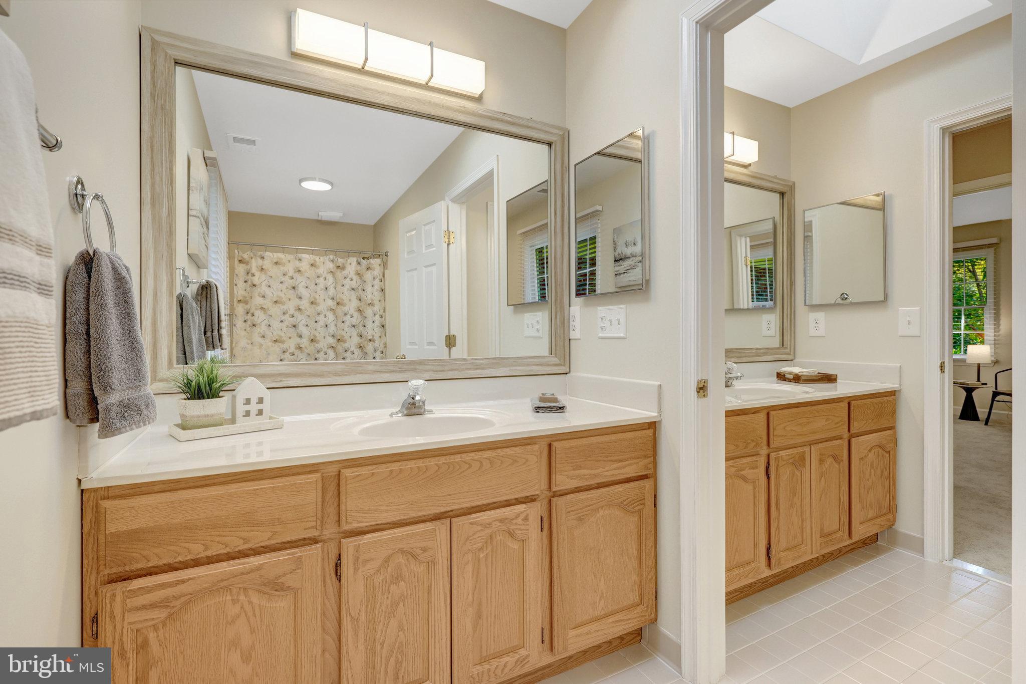 HALEMHURST - Residential