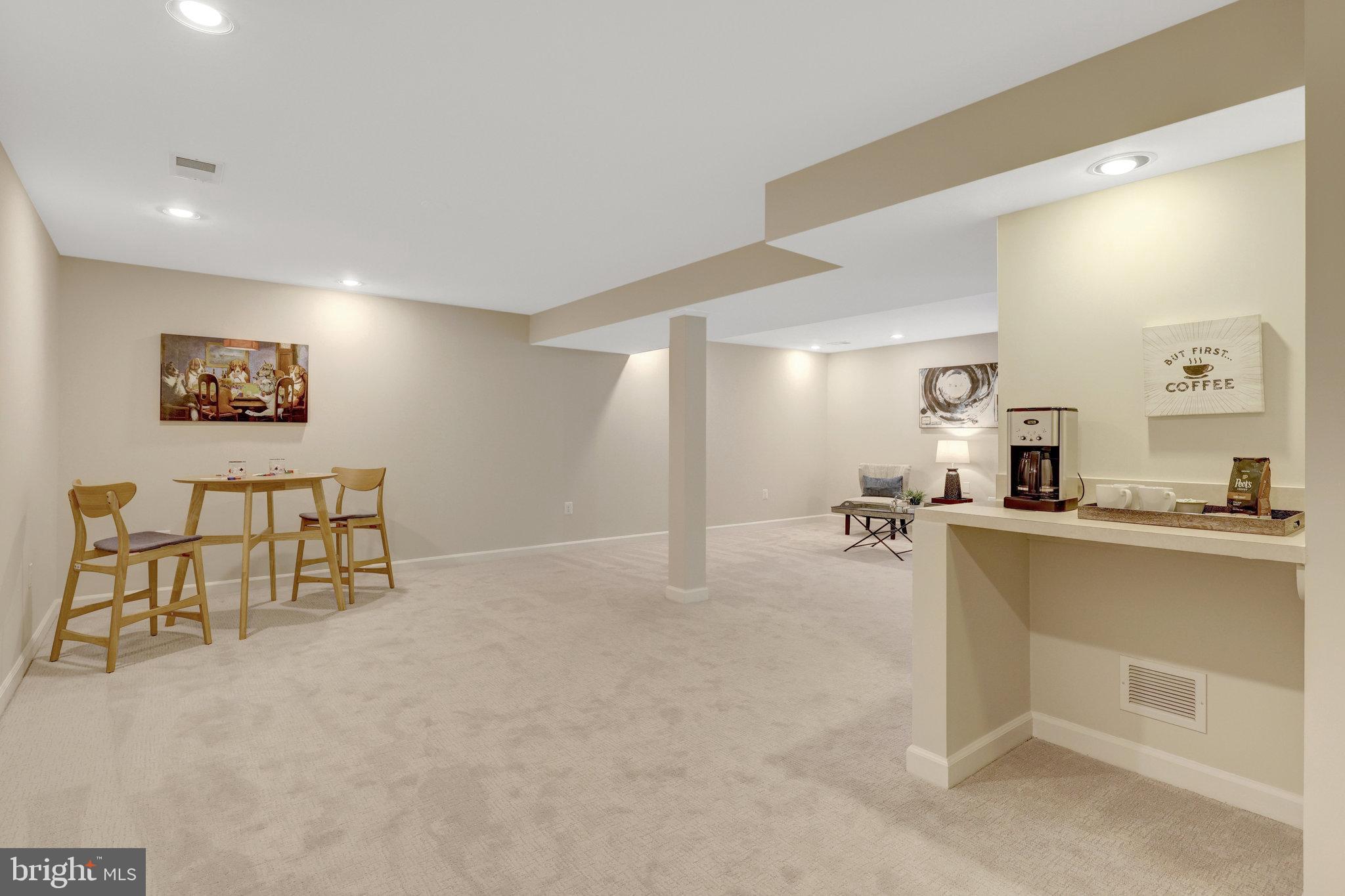 HALEMHURST - Residential