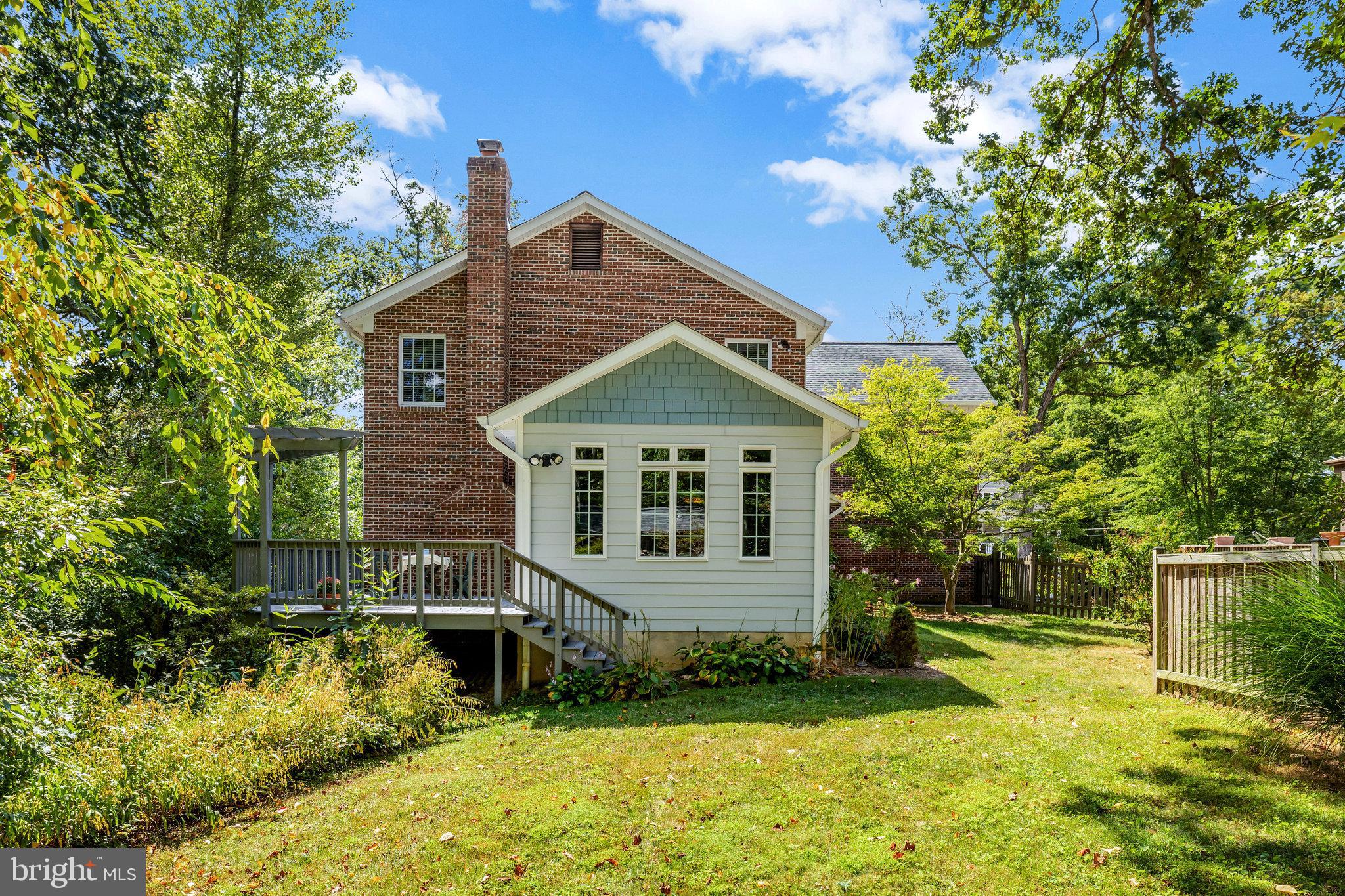 HALEMHURST - Residential