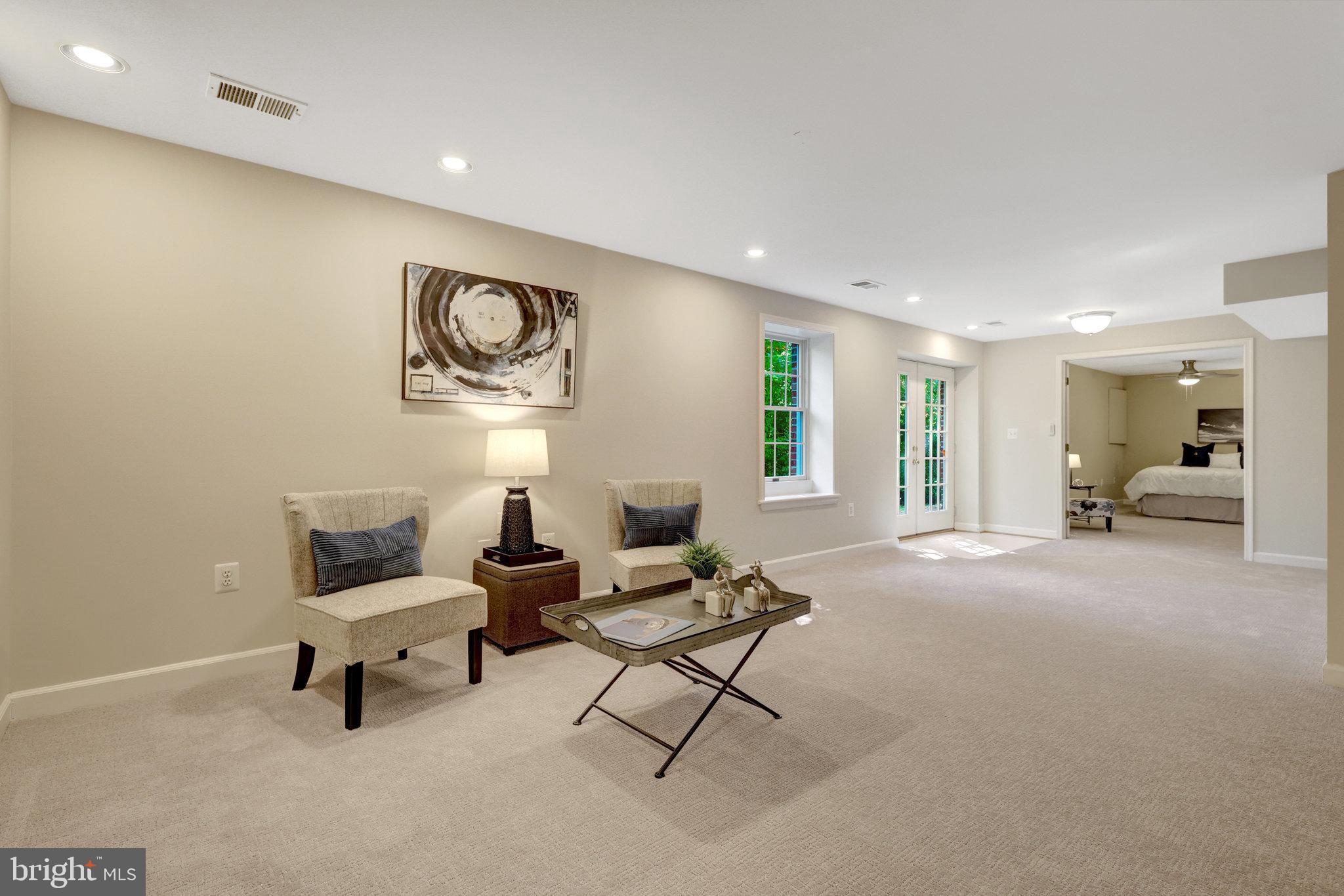 HALEMHURST - Residential