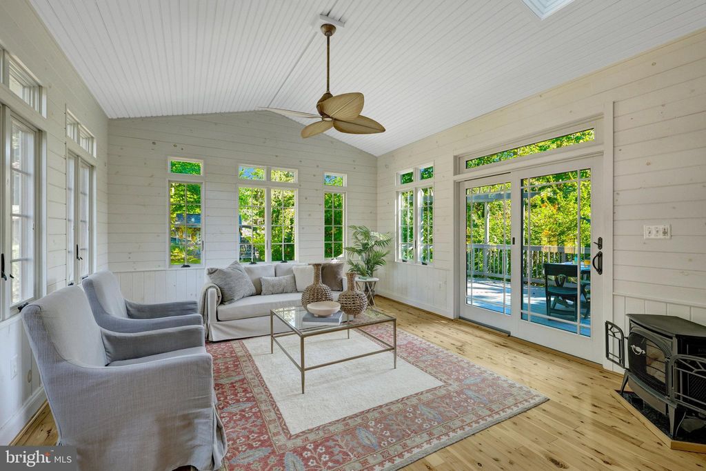 Photo of 4211 Orchard Drive, FAIRFAX, VA 22032 (MLS # VAFC2006936)