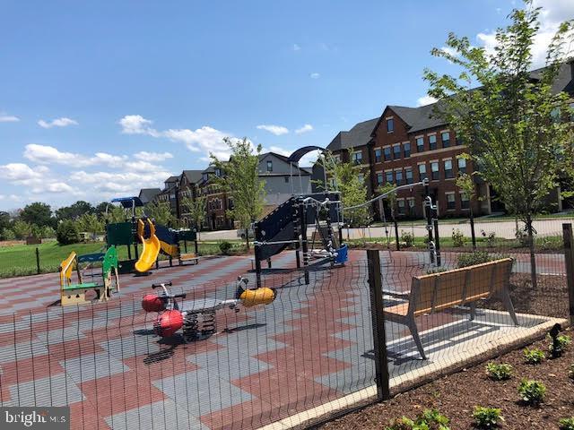 WESTMOORE AT MOOREFIELD - Residential Lease