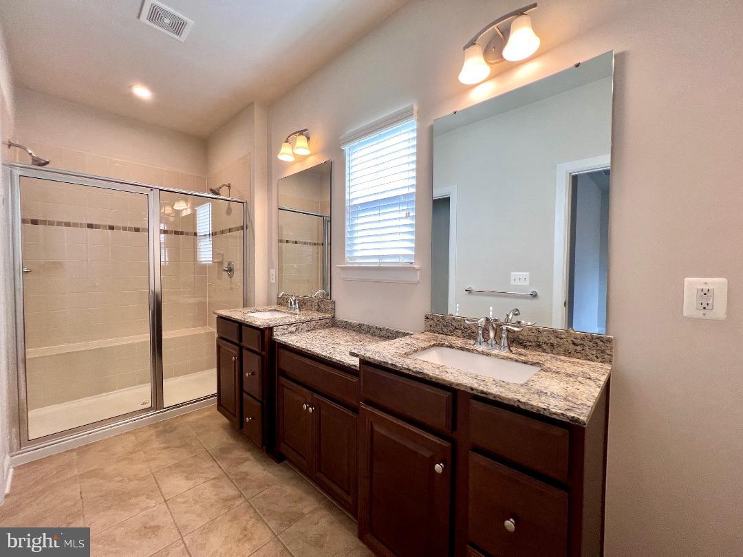 WESTMOORE AT MOOREFIELD - Residential Lease