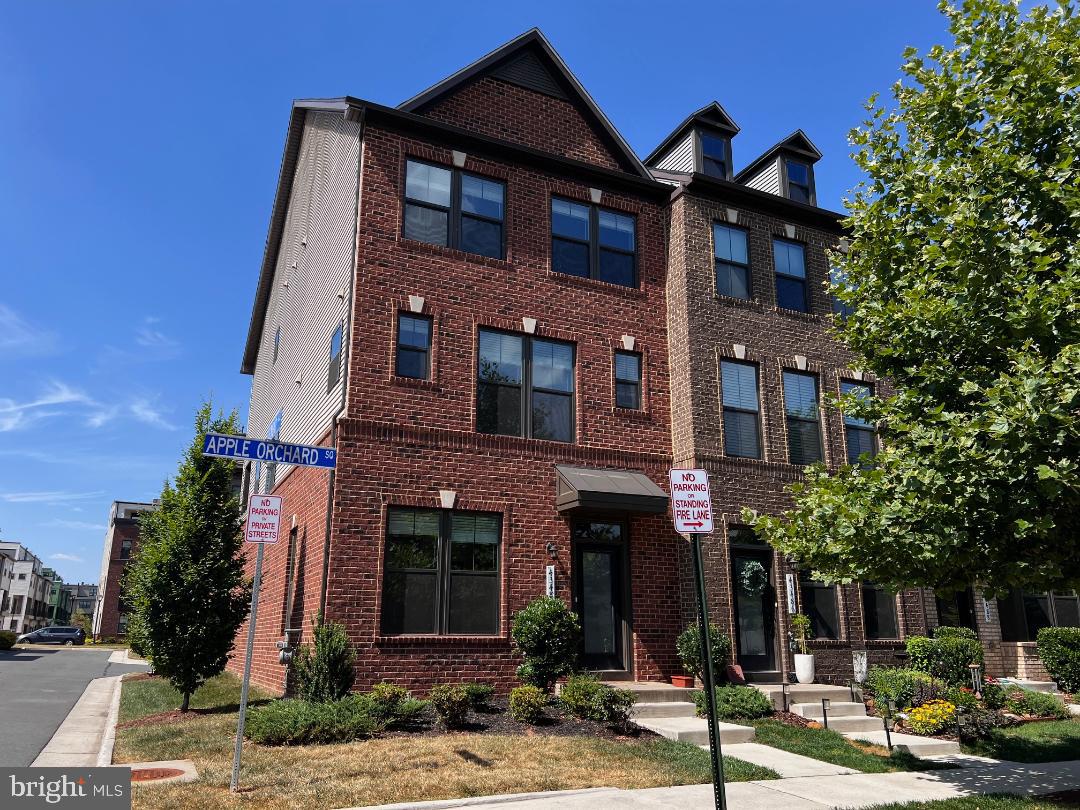 WESTMOORE AT MOOREFIELD - Residential Lease