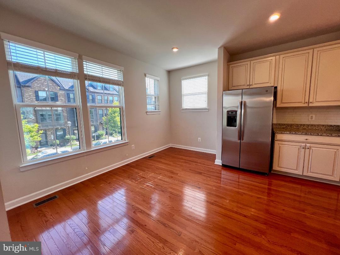 WESTMOORE AT MOOREFIELD - Residential Lease