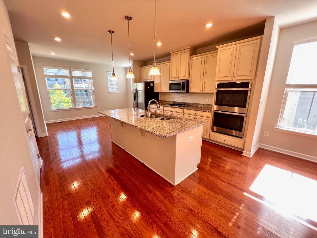 WESTMOORE AT MOOREFIELD - Residential Lease