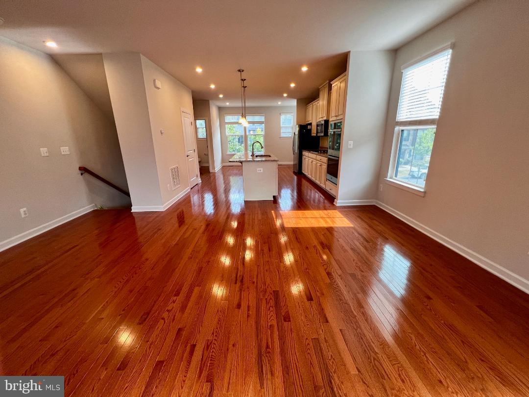 WESTMOORE AT MOOREFIELD - Residential Lease