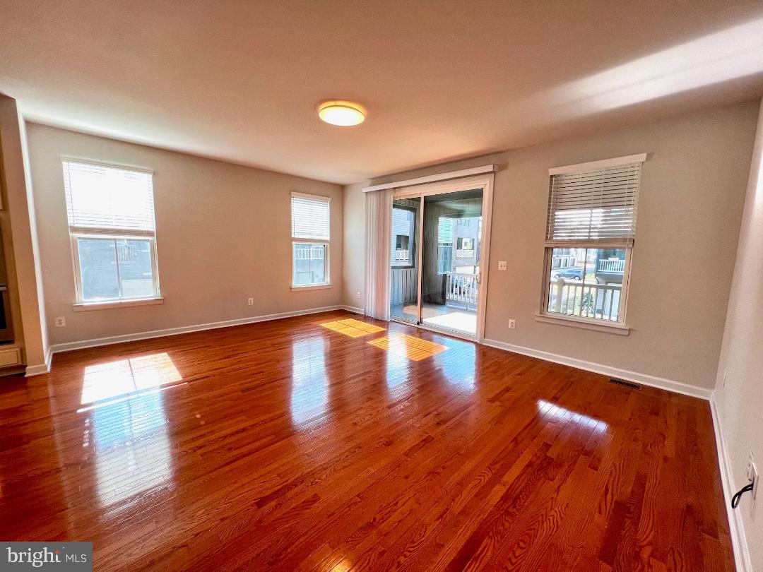 WESTMOORE AT MOOREFIELD - Residential Lease