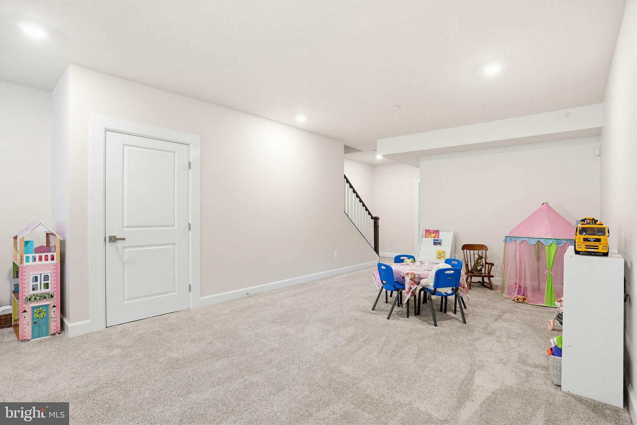 URBANA - Residential