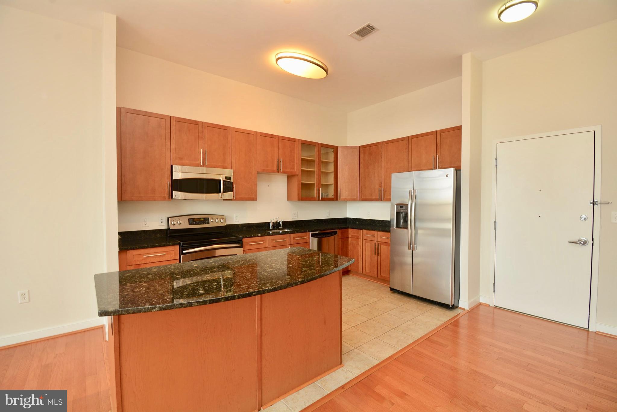 NATIONAL HARBOR - Residential Lease