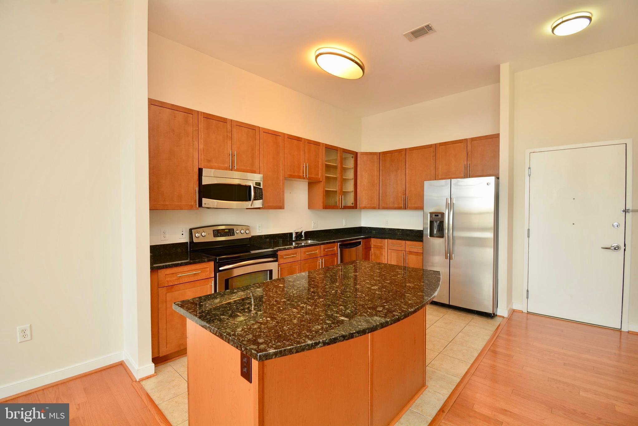 NATIONAL HARBOR - Residential Lease