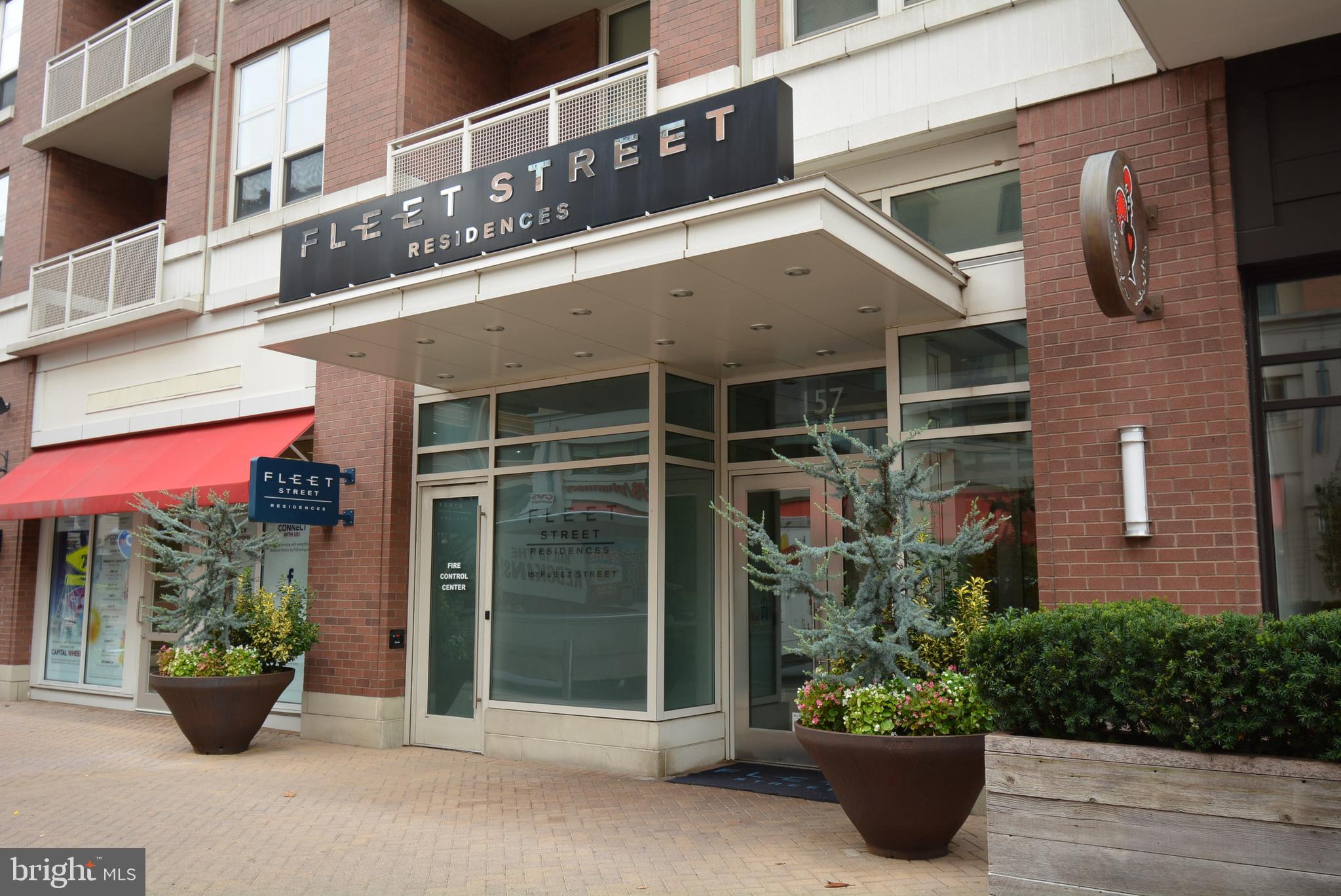 NATIONAL HARBOR - Residential Lease