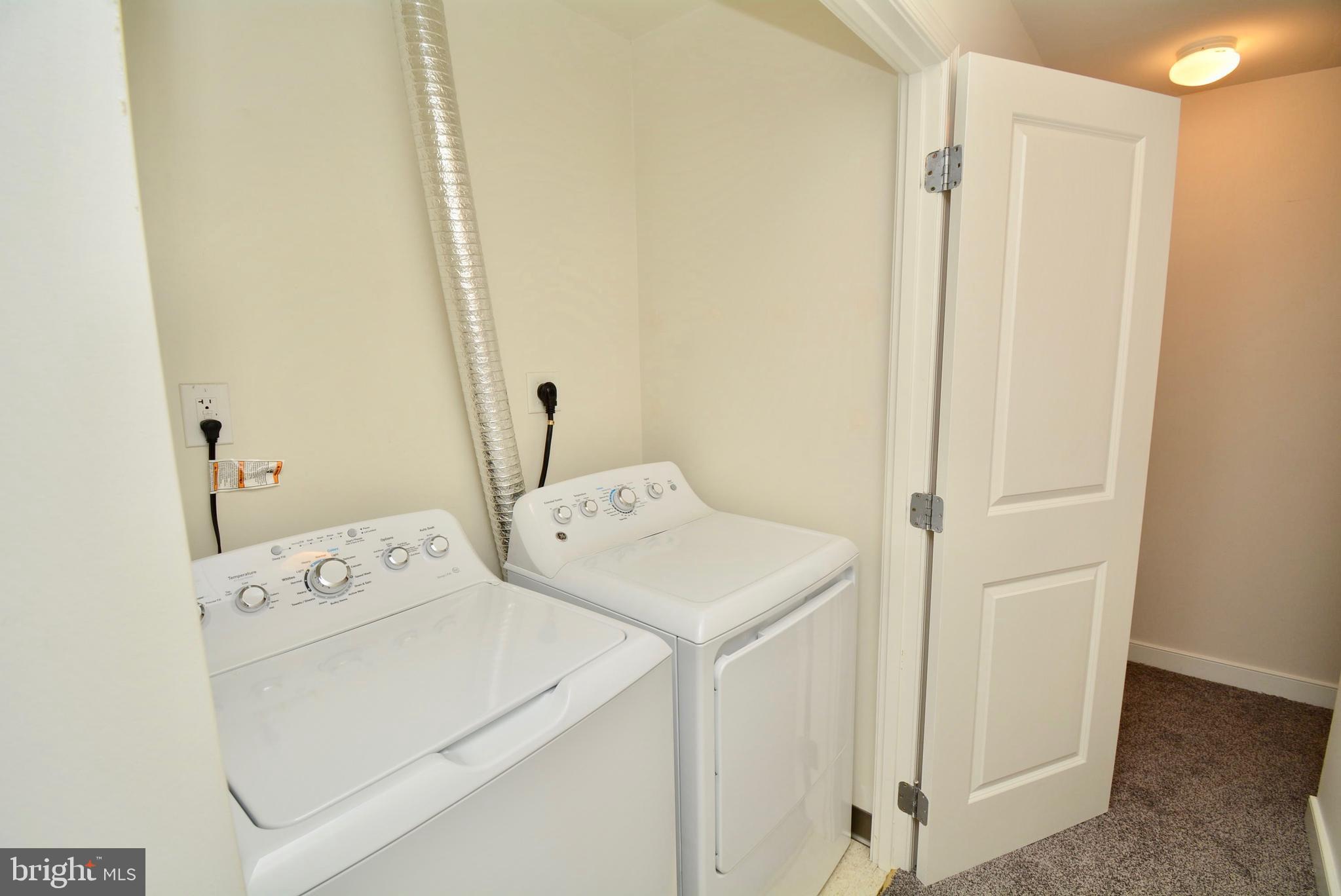 NATIONAL HARBOR - Residential Lease