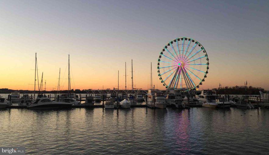 NATIONAL HARBOR - Residential Lease