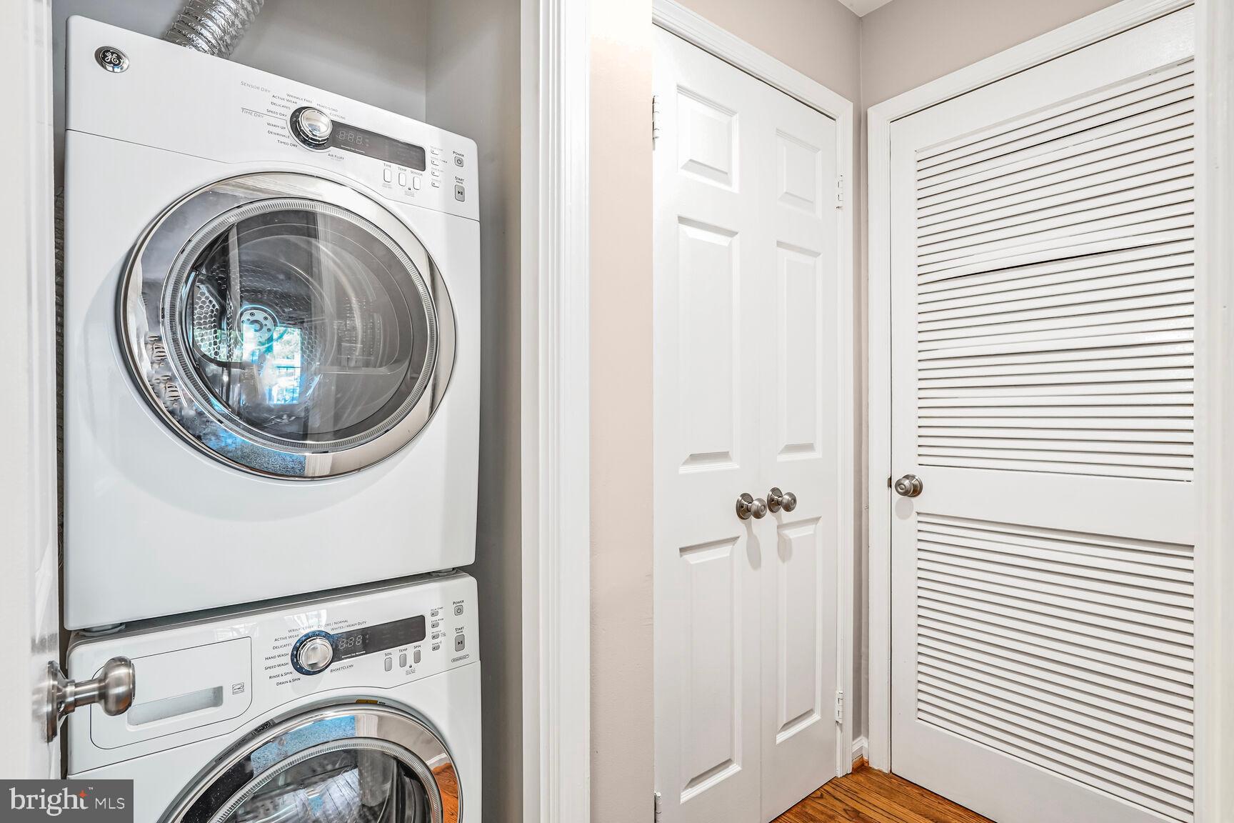 RANDOLPH SQUARE - Residential