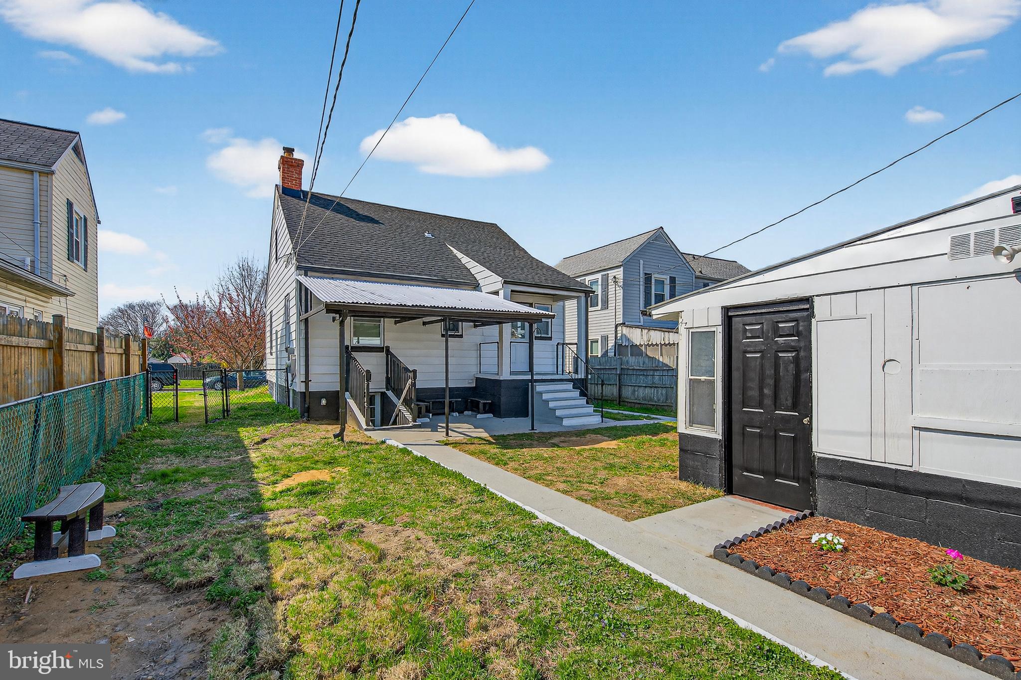 CEDAR CREST - Residential