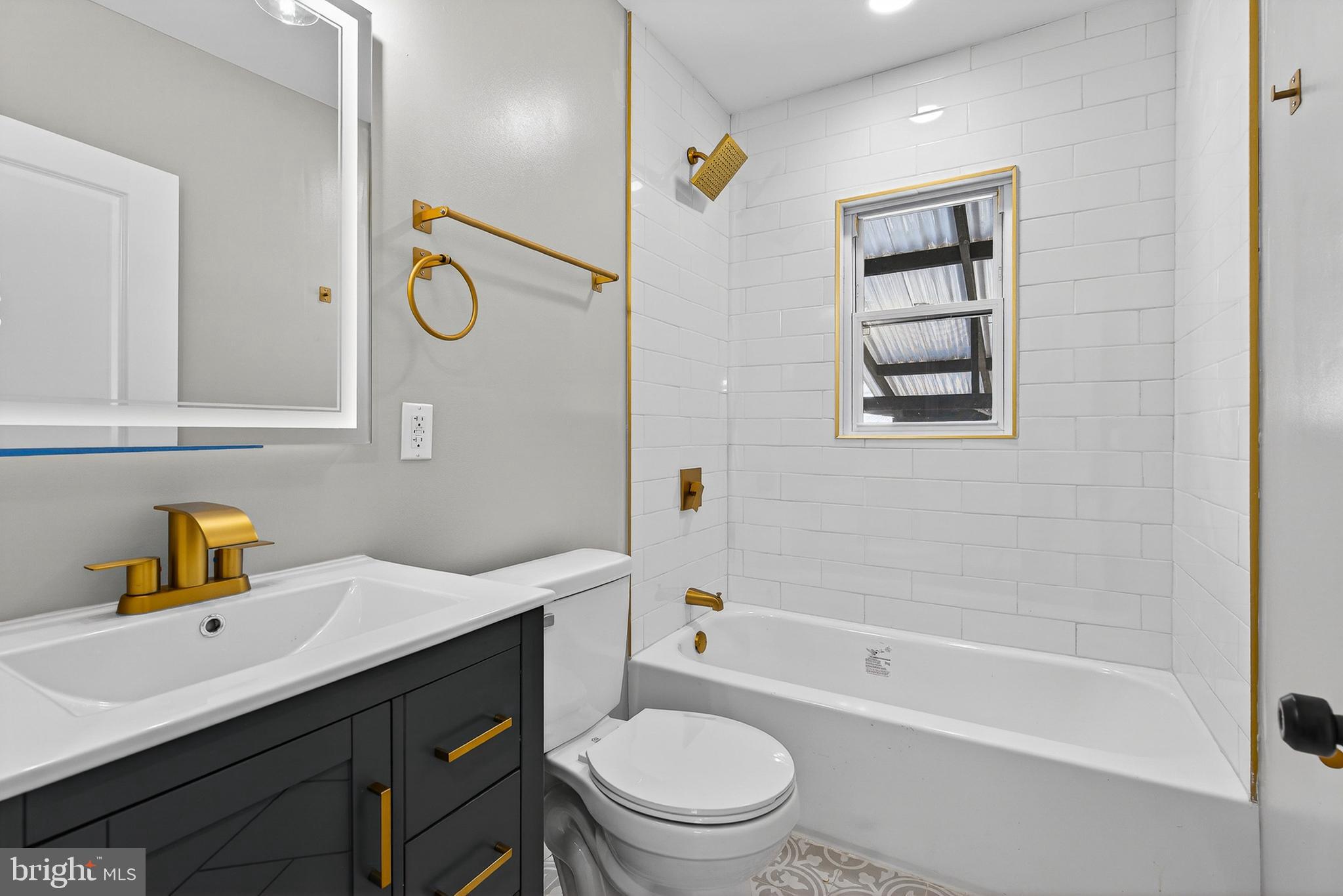 CEDAR CREST - Residential