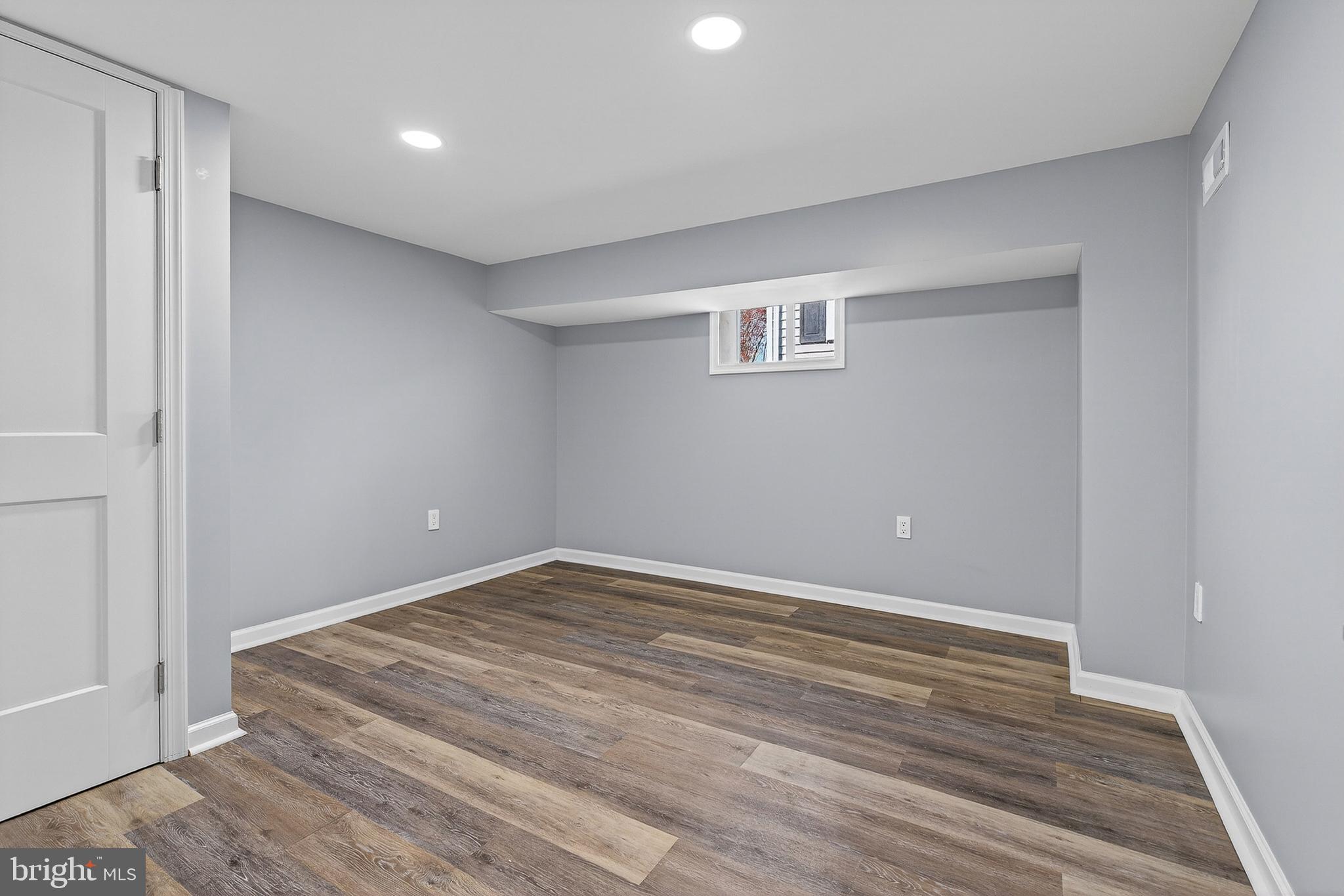 CEDAR CREST - Residential