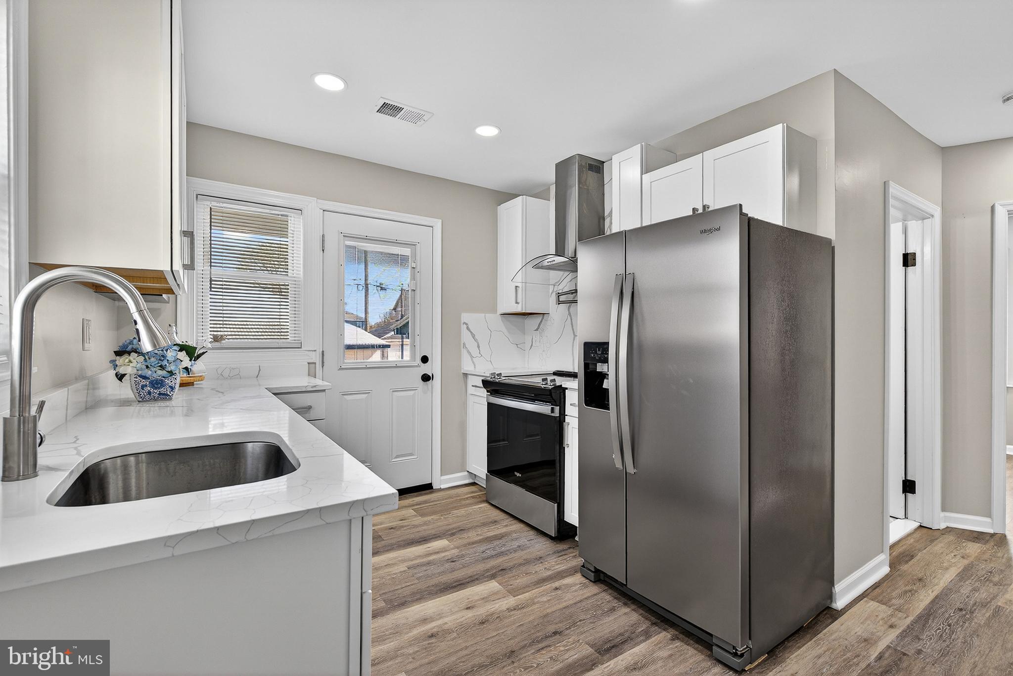 CEDAR CREST - Residential