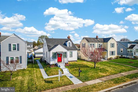 Homes For Sale - 3009 Salisbury Avenue<br/> SPARROWS POINT, MD 21219