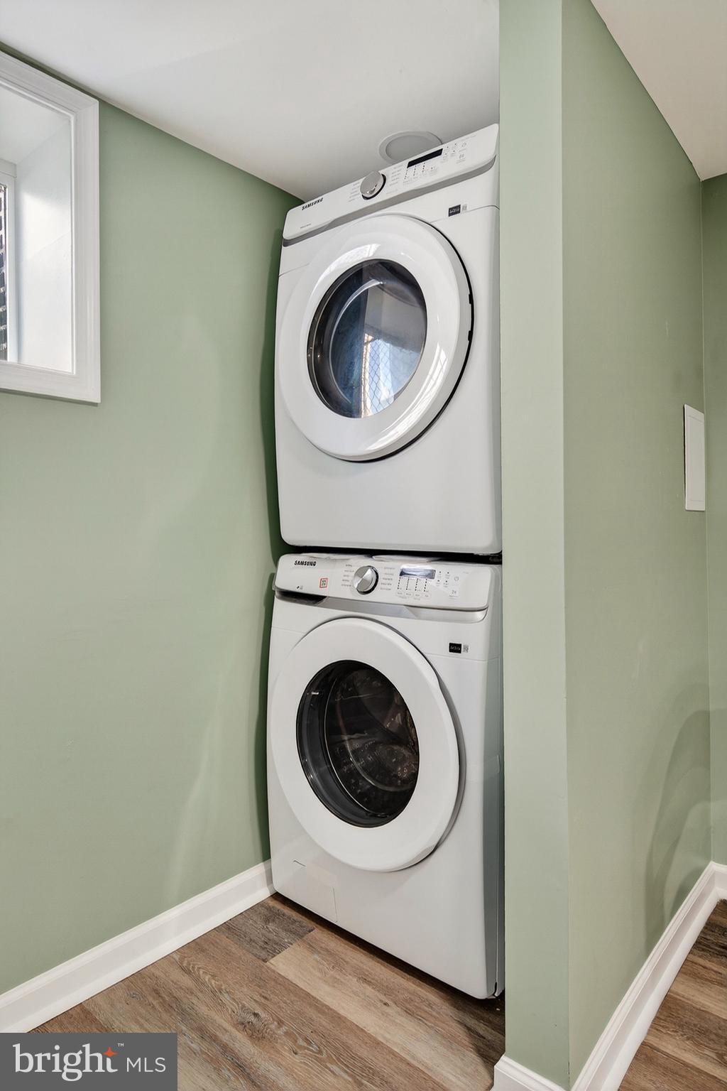 CEDAR CREST - Residential