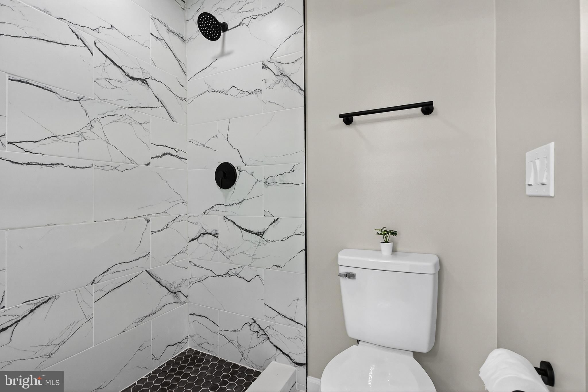 CEDAR CREST - Residential