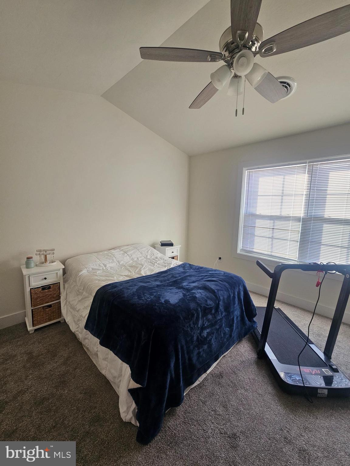 FARMSPRING ESTATES - Residential Lease