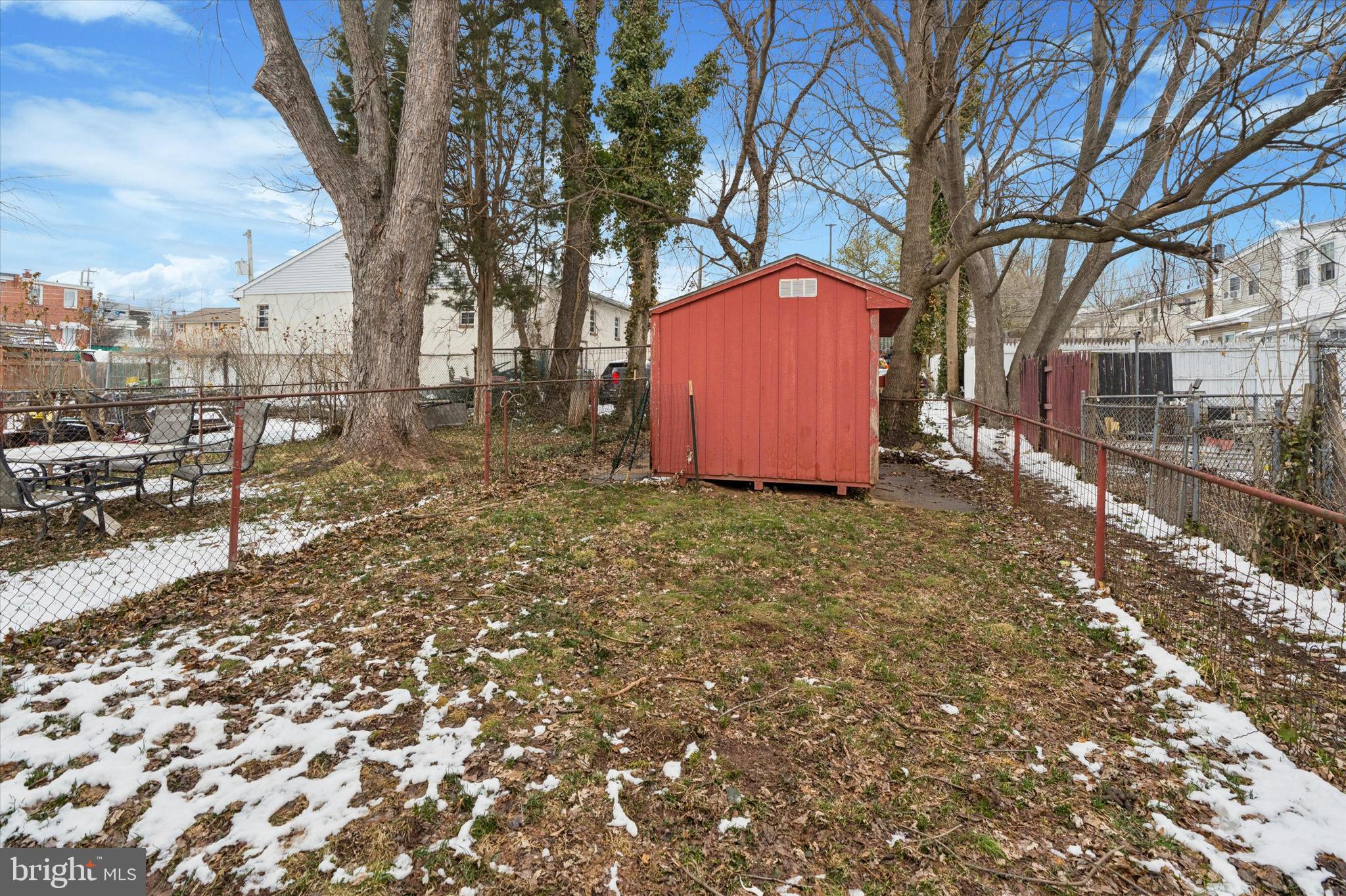 NORRISTOWN - Residential