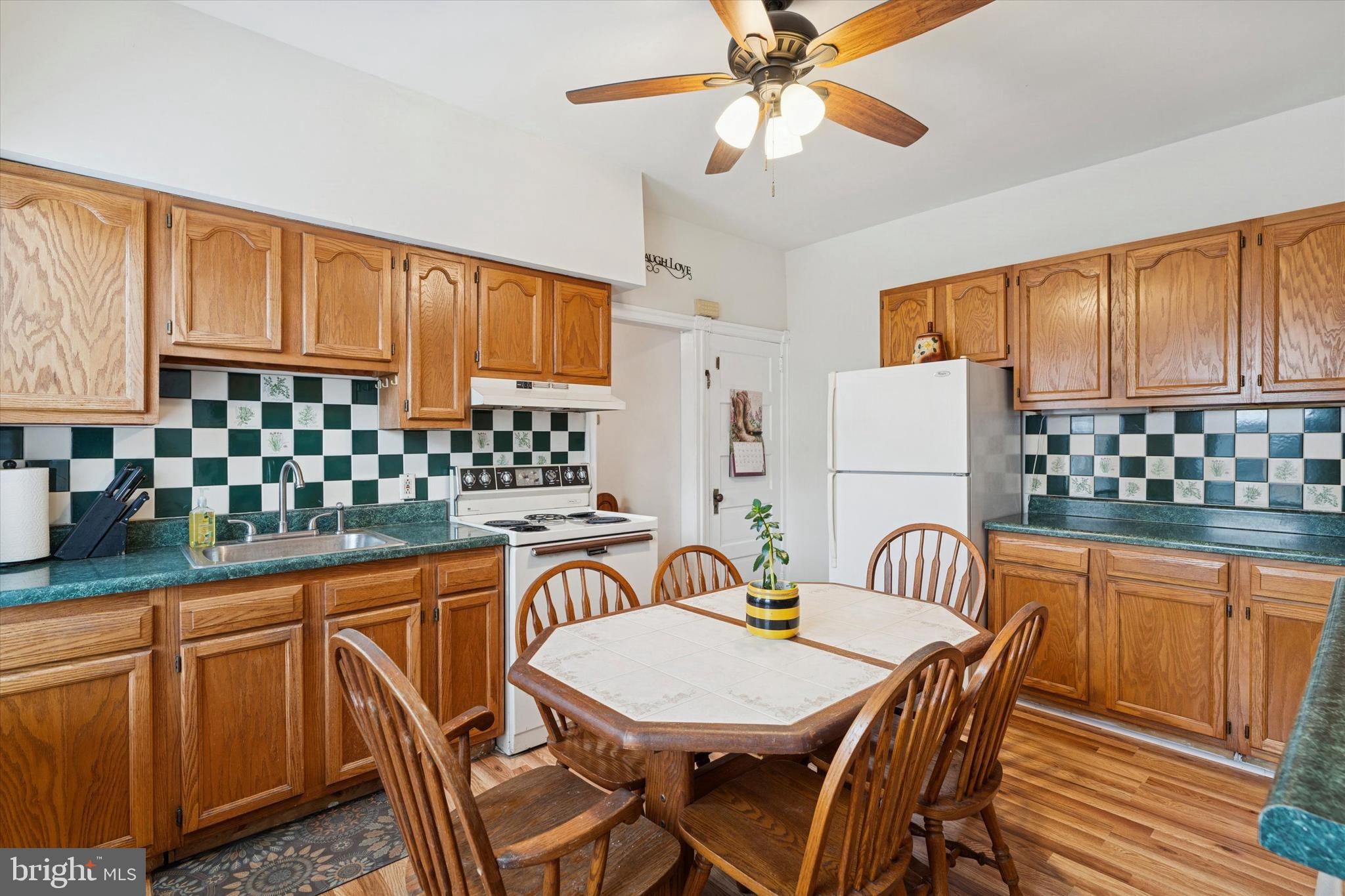 NORRISTOWN - Residential