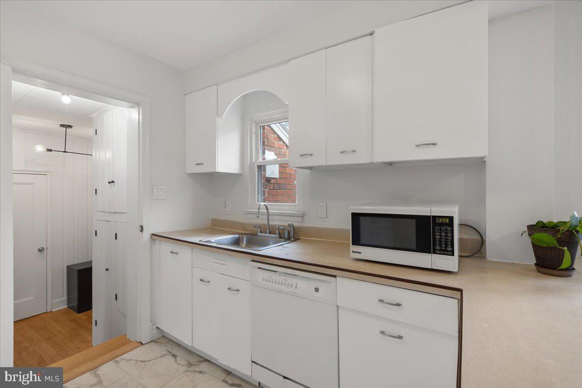 DOWDEN TERRACE - Residential