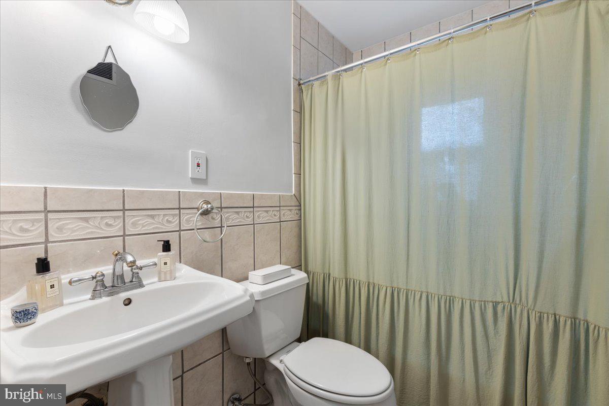 DOWDEN TERRACE - Residential