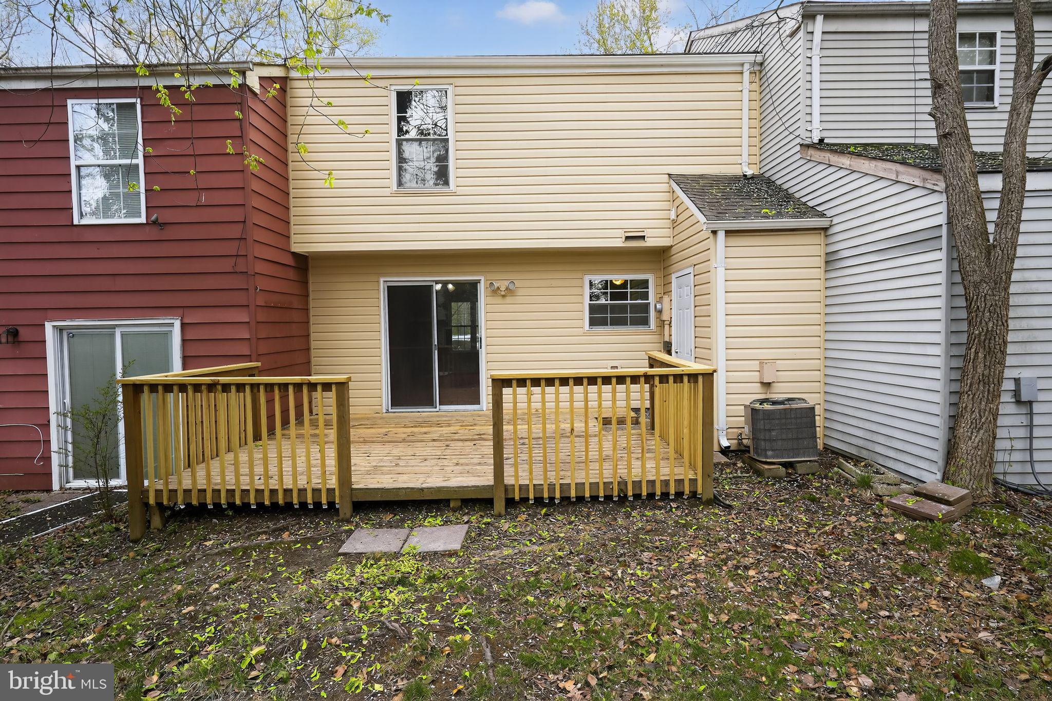 WAKEFIELD NEIGHBORHOOD - Residential