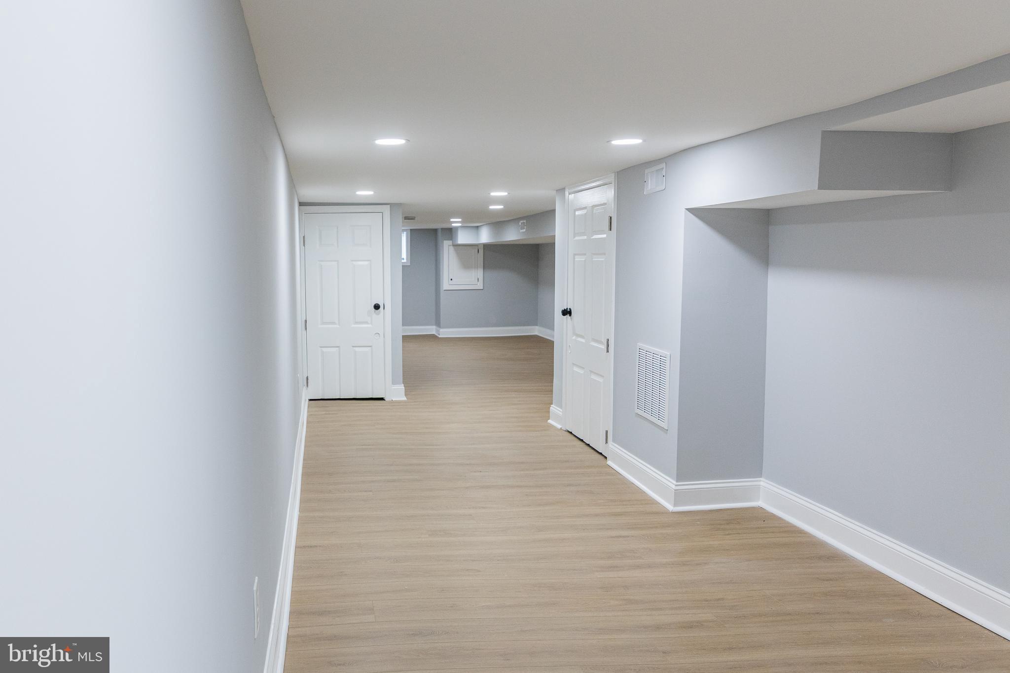 BROADWAY EAST - Residential