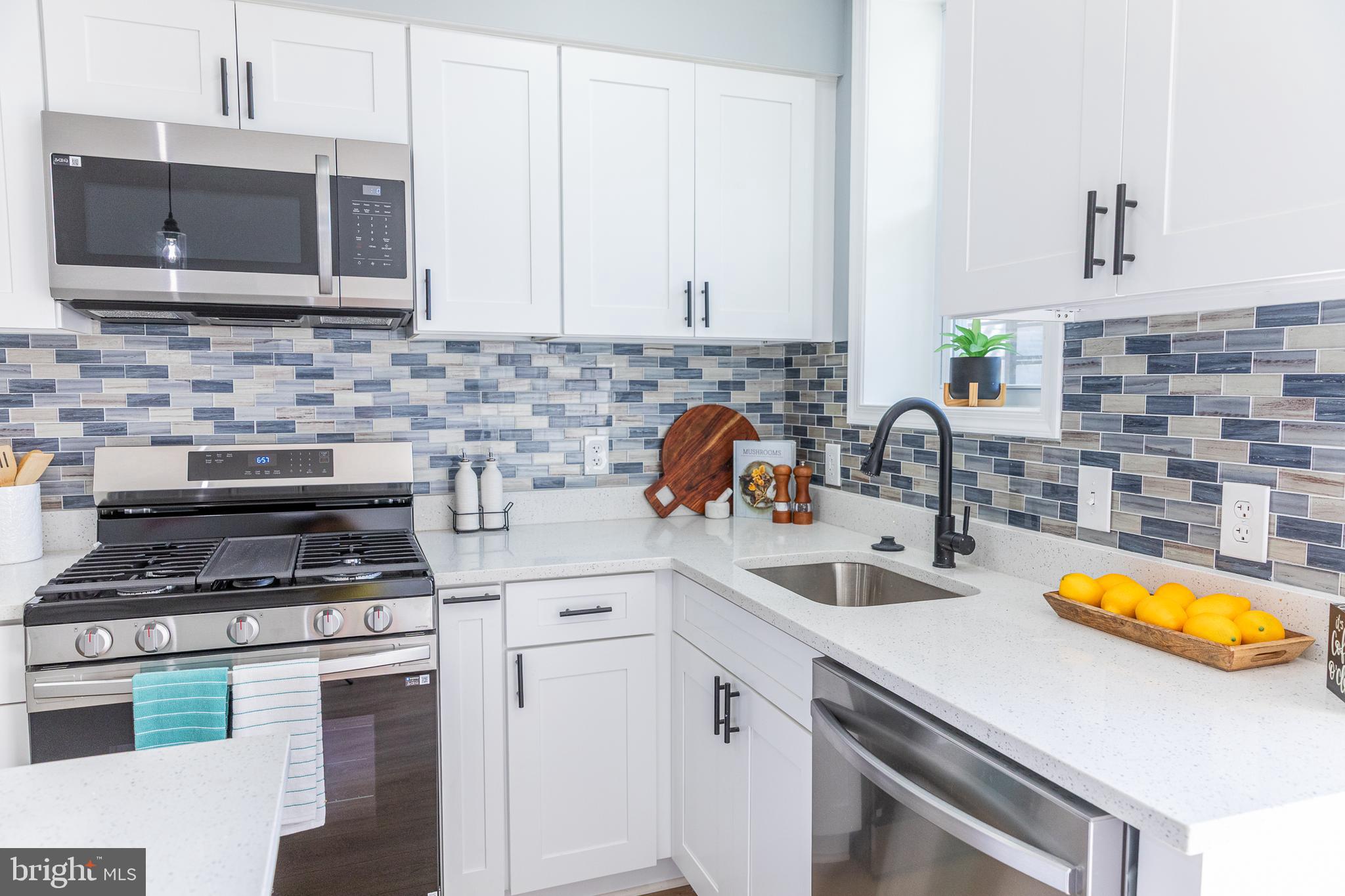 BROADWAY EAST - Residential