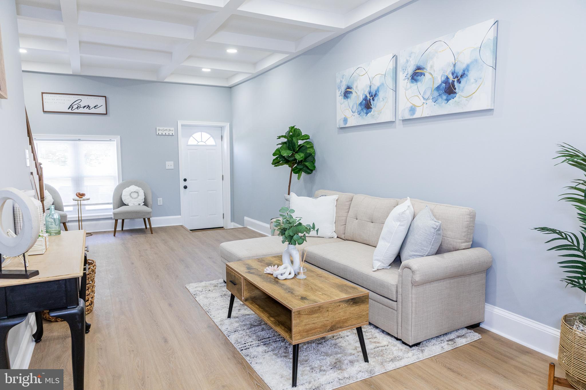 BROADWAY EAST - Residential