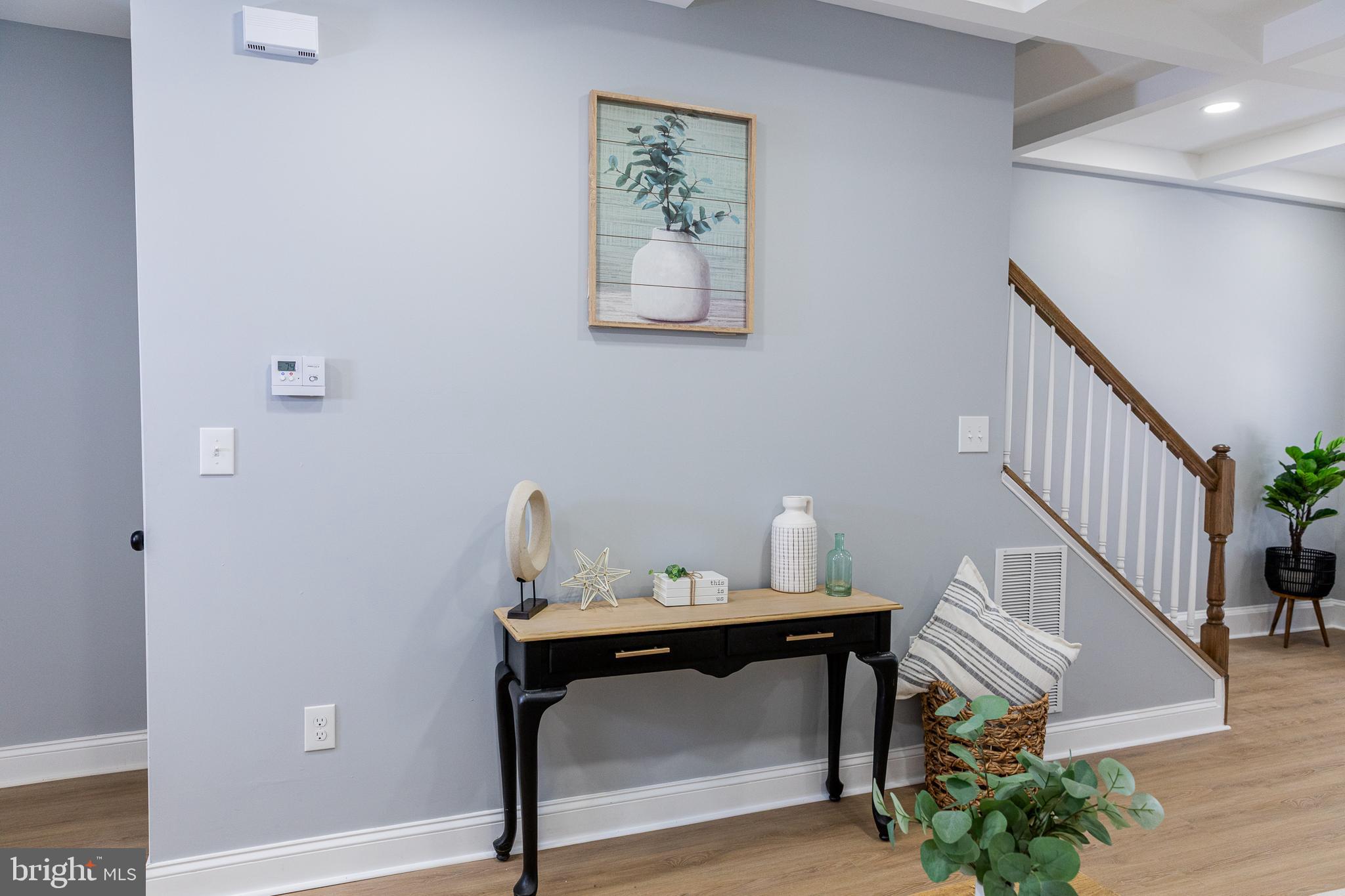 BROADWAY EAST - Residential