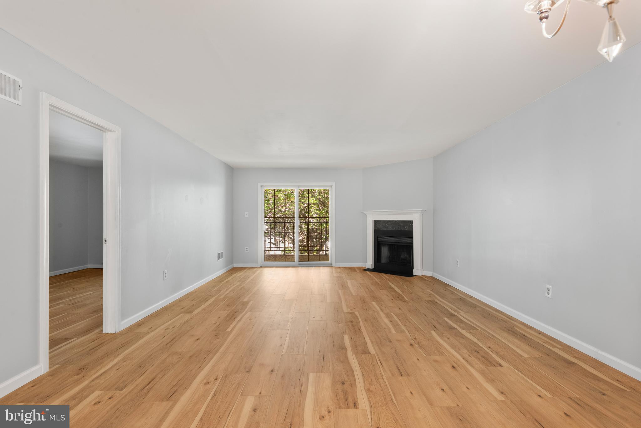 VALLEY STREAM - Residential Lease
