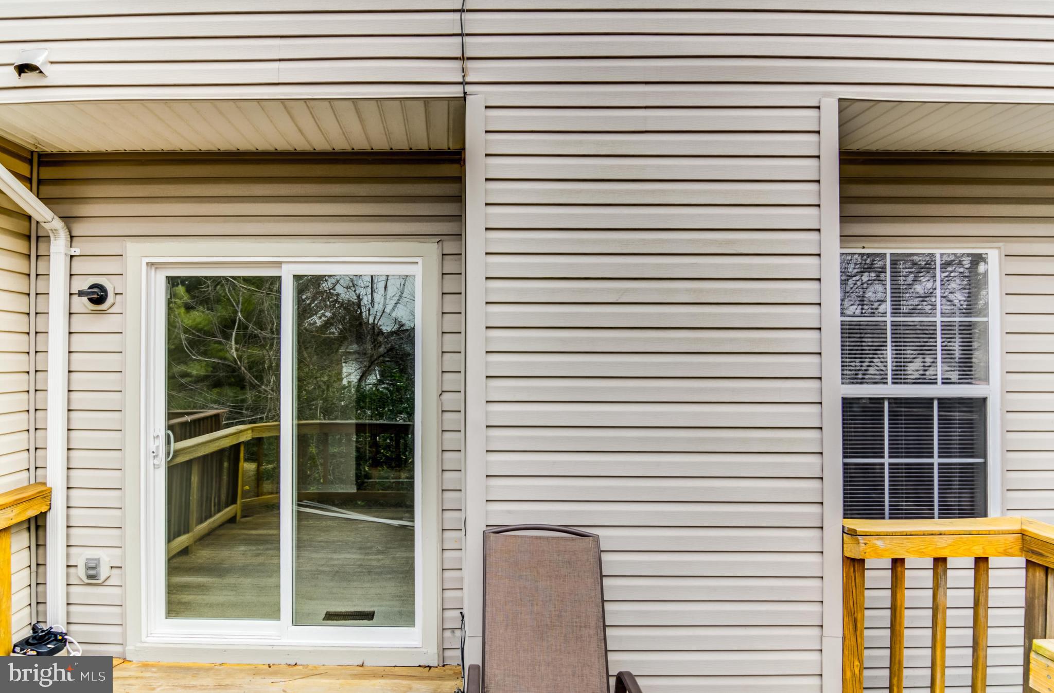 HAMPTON OAKS - Residential Lease