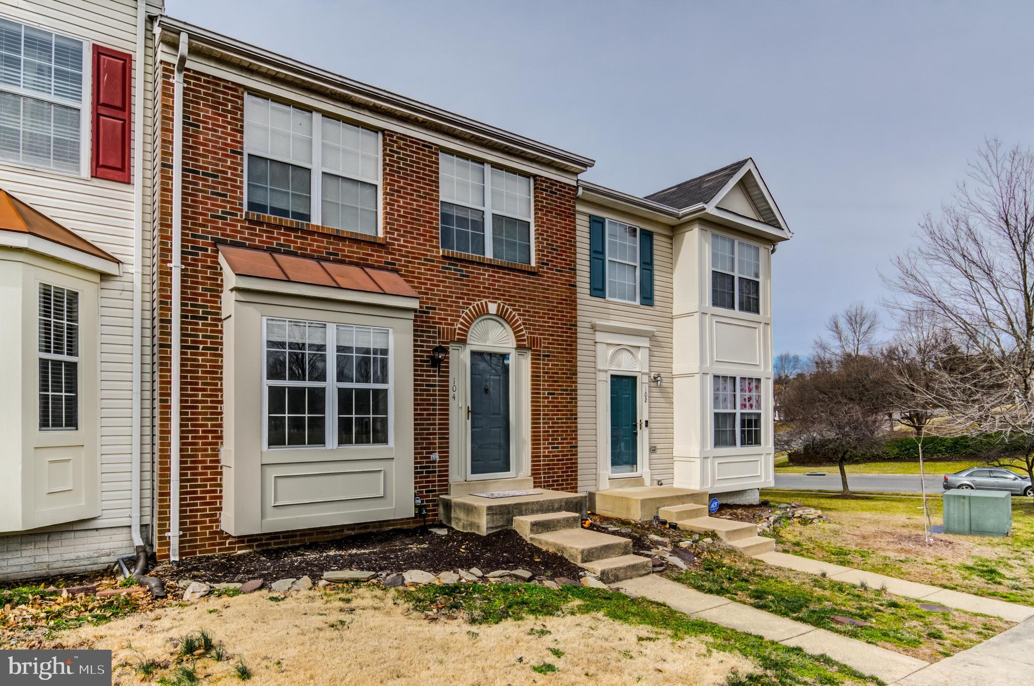 HAMPTON OAKS - Residential Lease