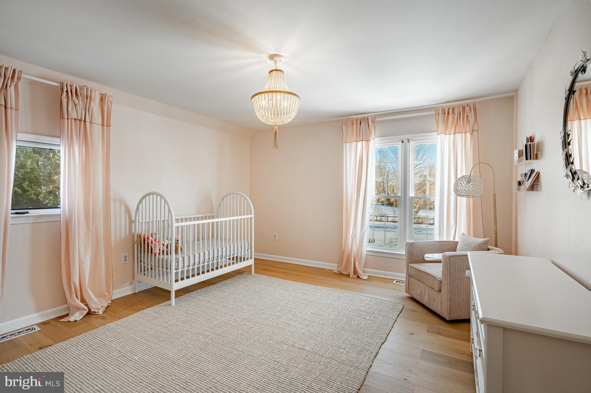 MEADOW WOODS - Residential