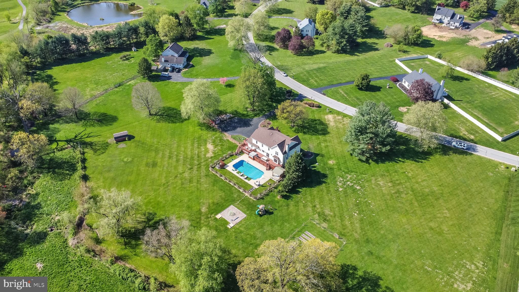 MEADOW WOODS - Residential