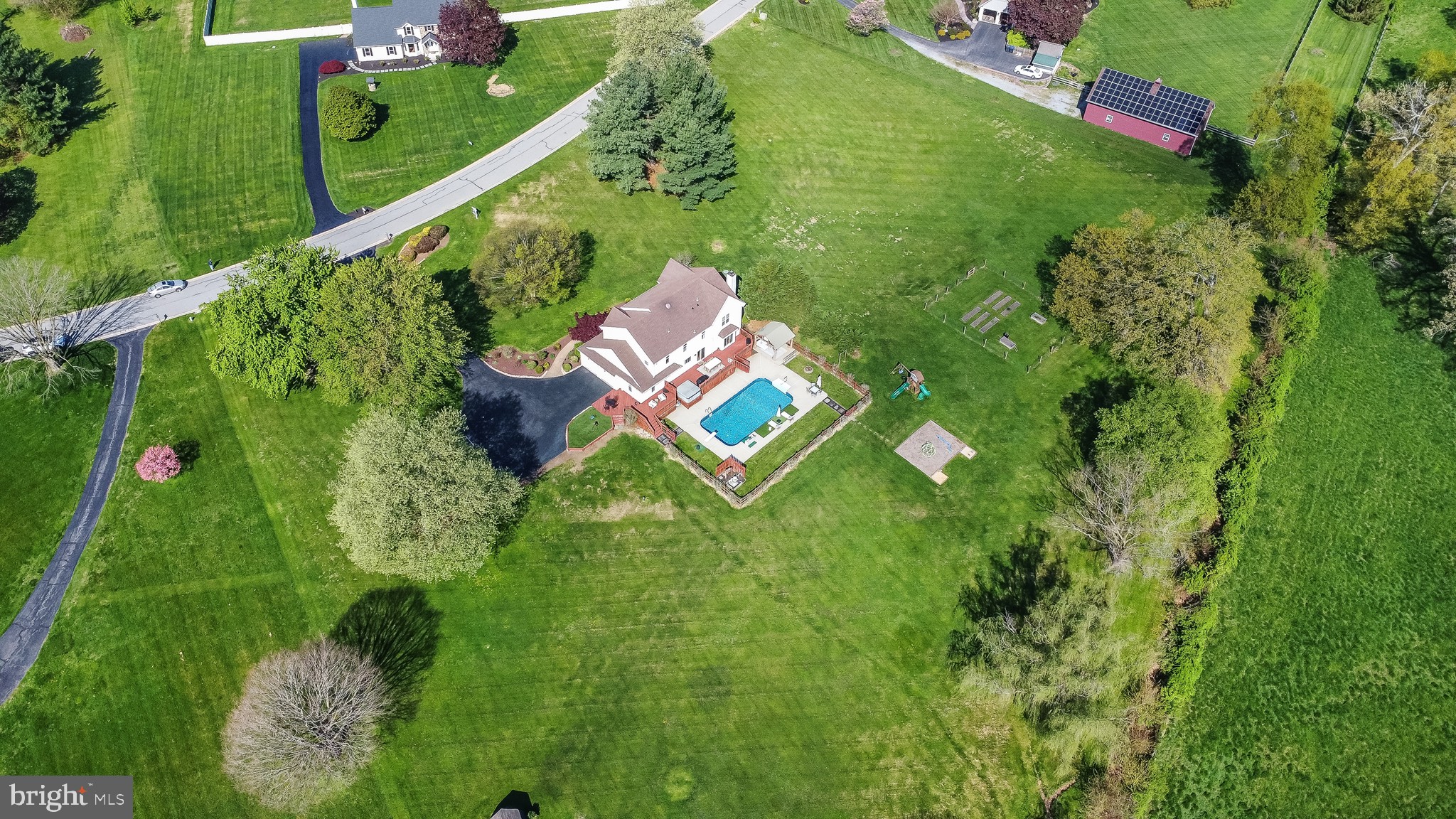 MEADOW WOODS - Residential