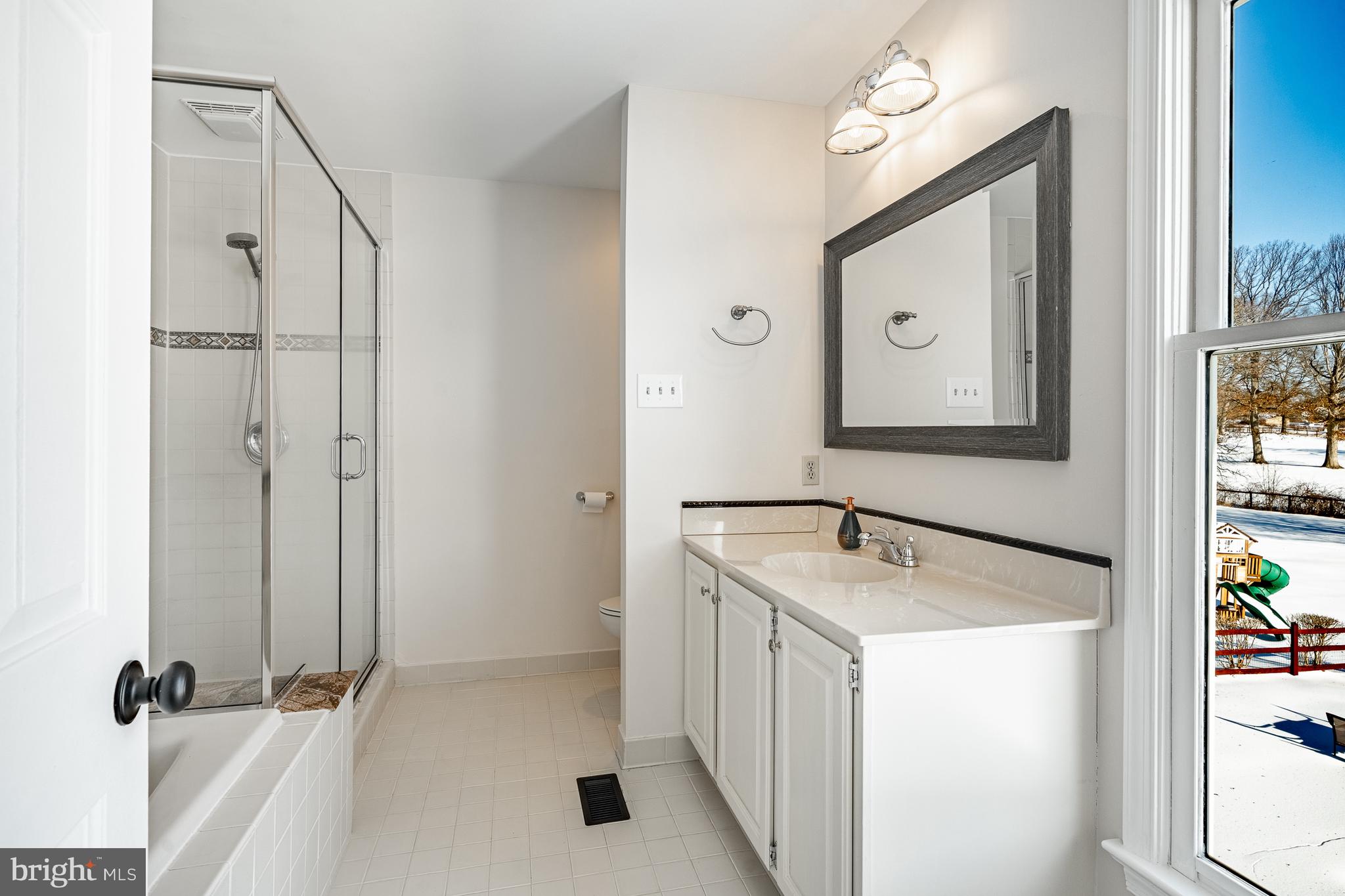 MEADOW WOODS - Residential