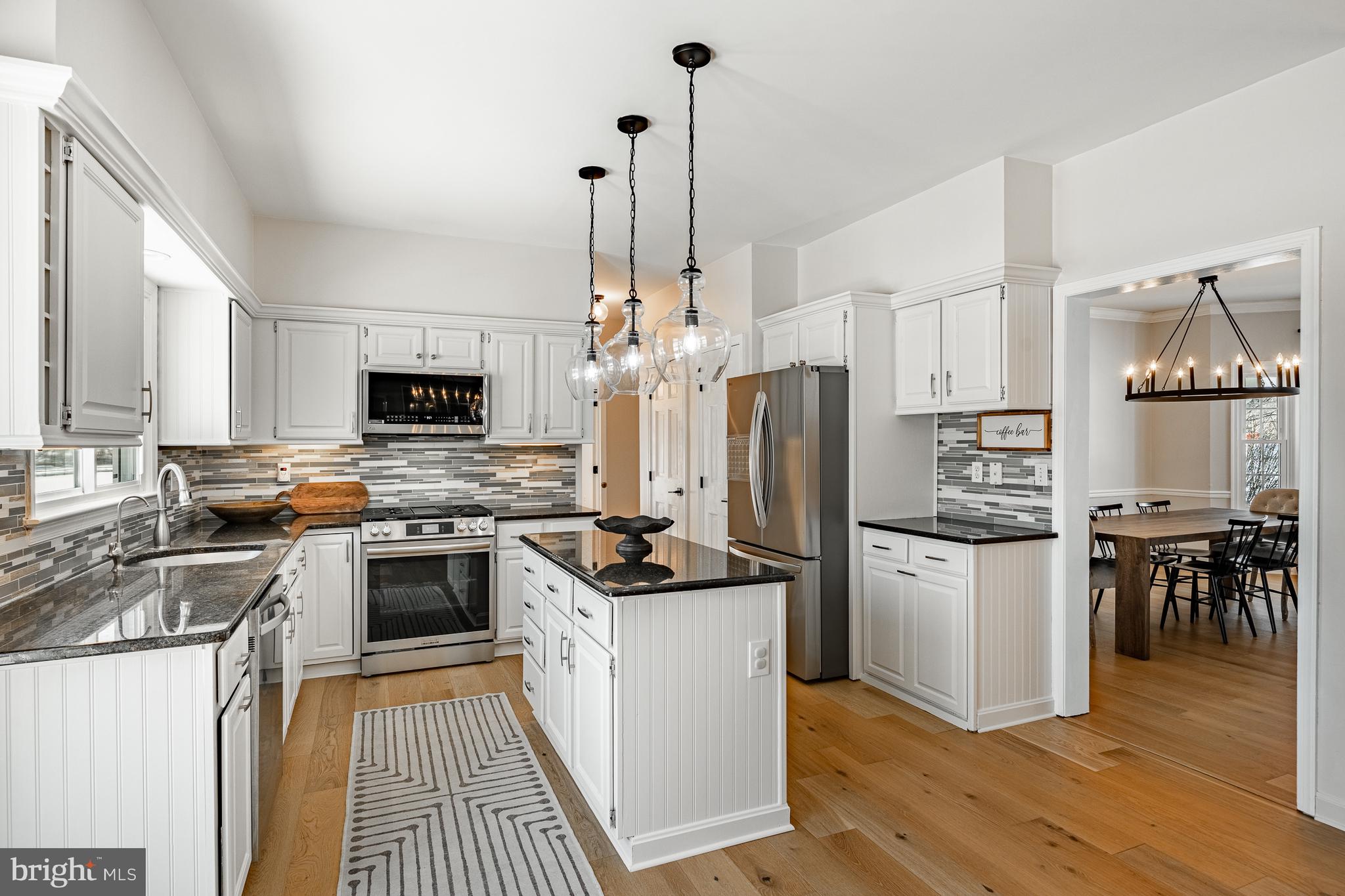 MEADOW WOODS - Residential