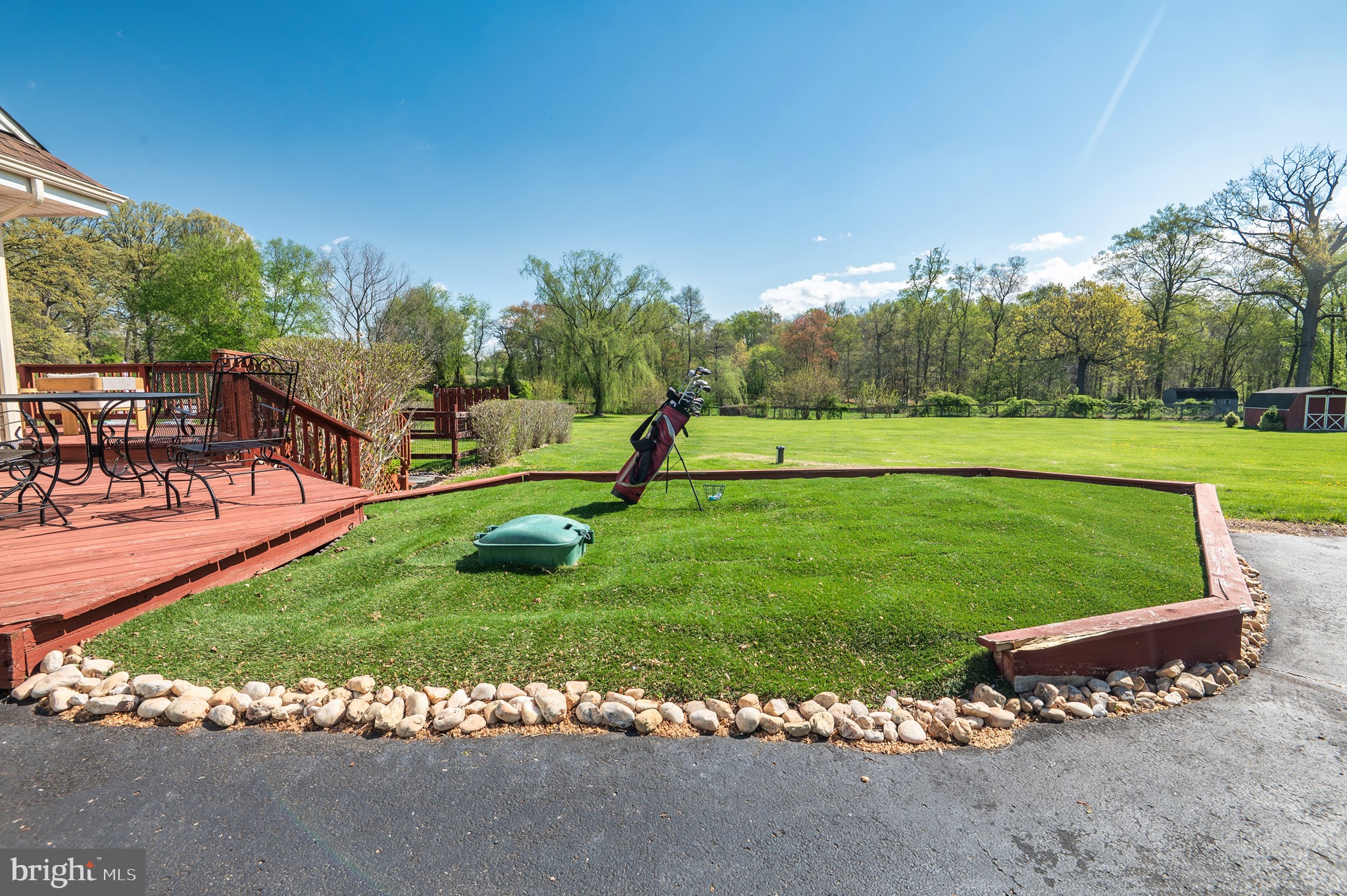 MEADOW WOODS - Residential