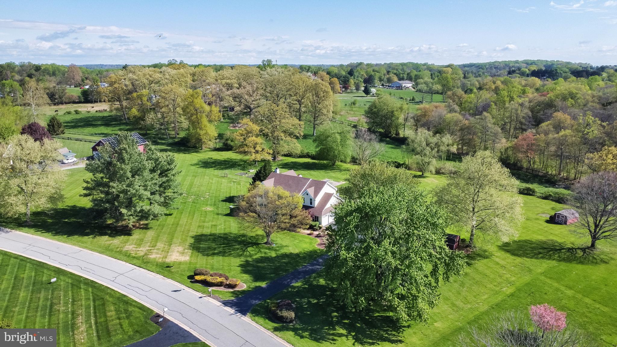 MEADOW WOODS - Residential